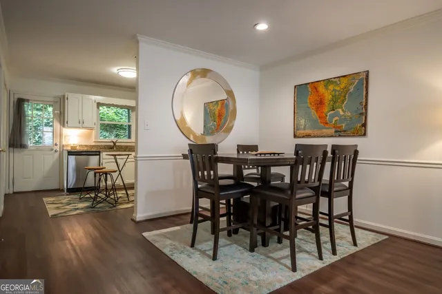 $2,020 | 210 East Cloverhurst Avenue, Unit 7, Athens, GA 30605