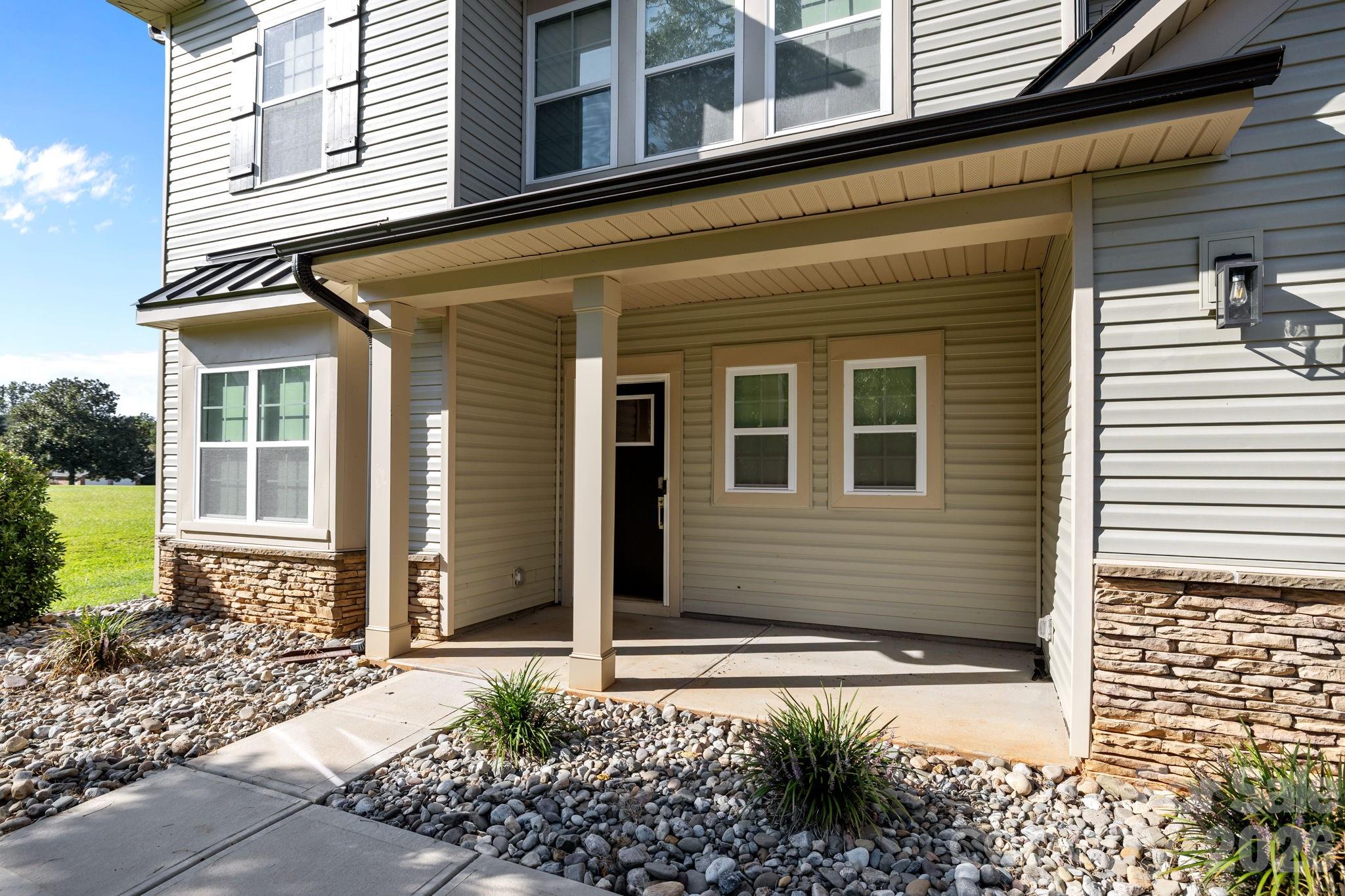 2518 Kendrick Road Gastonia, NC 28056 - Photo 4 of 32