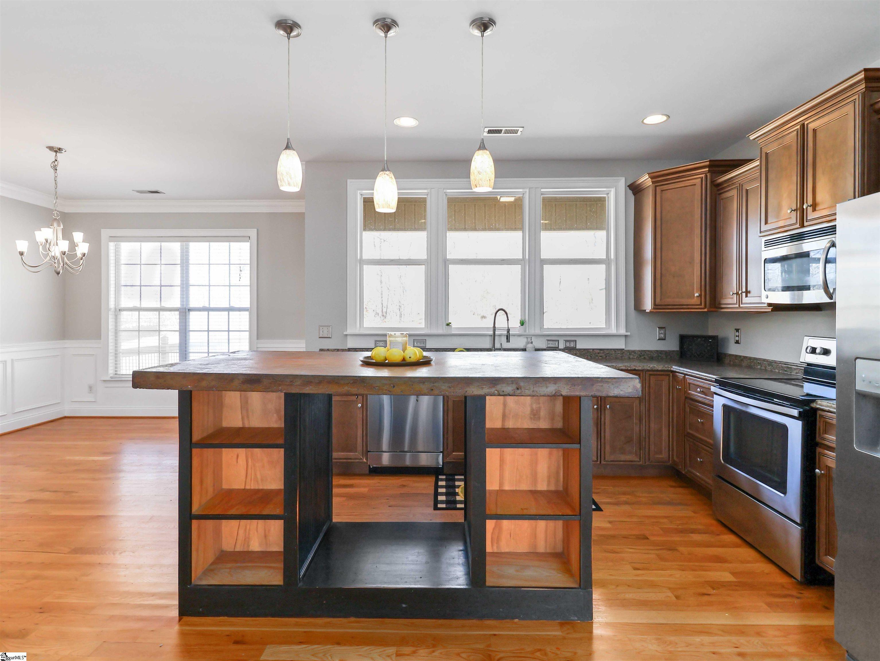 208 Quercus Run Fountain Inn, SC 29644 - Photo 8 of 41