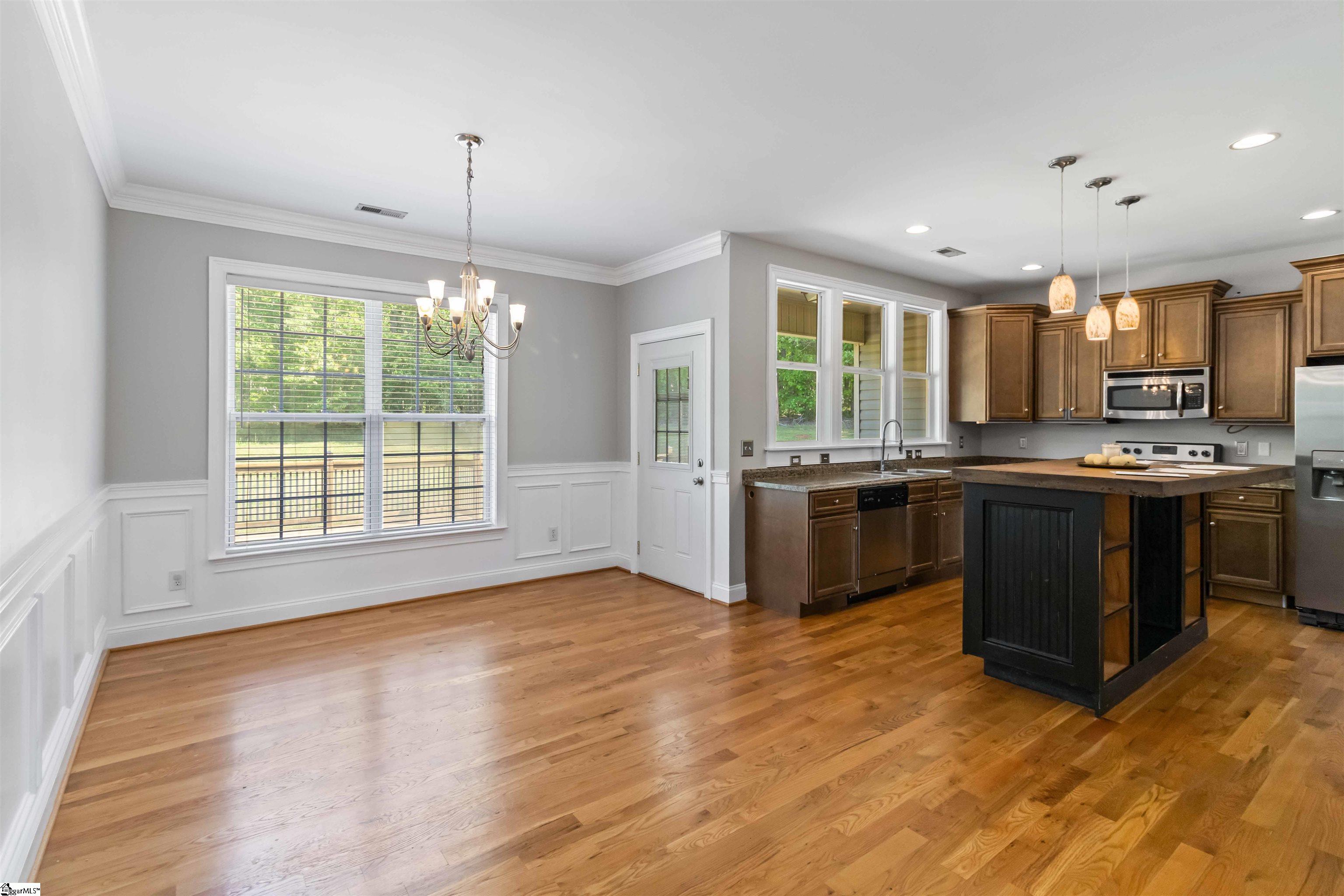 208 Quercus Run Fountain Inn, SC 29644 - Photo 10 of 41