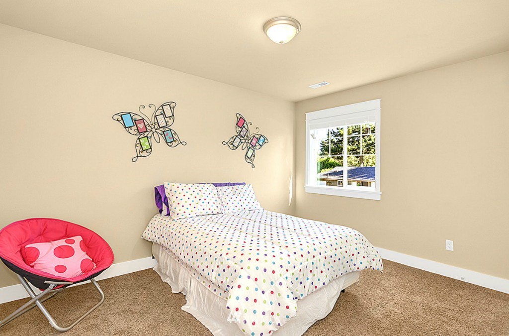 22907 Locust Way Bothell, WA 98021 - Photo 18 of 20