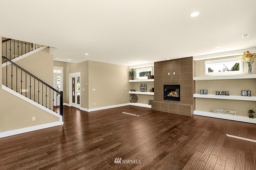 22907 Locust Way Bothell, WA 98021 - Photo 7 of 20