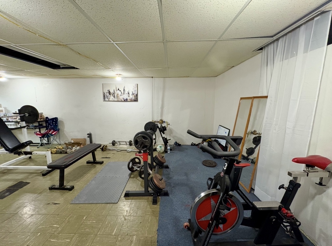 1726 Union Avenue Belvidere, IL 61008 - Photo 19 of 27 a view of a room with gym equipment