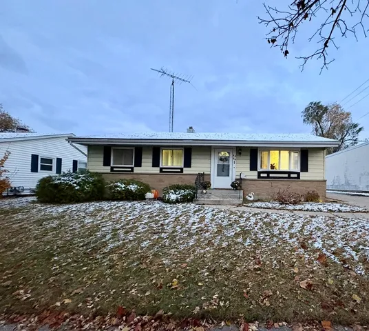 $195,900 | 1726 Union Avenue, Belvidere, IL 61008