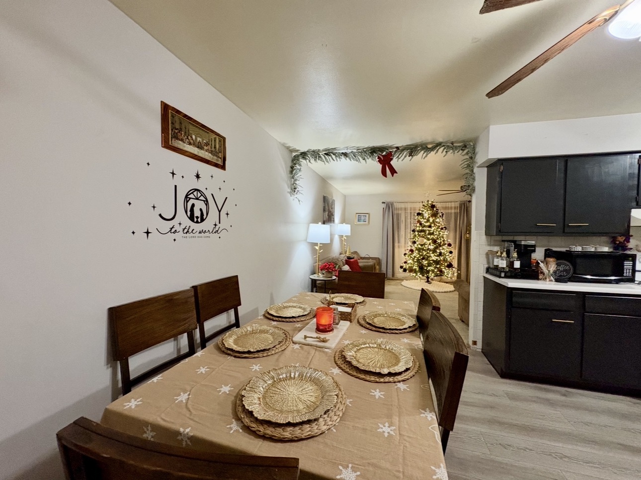 1726 Union Avenue Belvidere, IL 61008 - Photo 7 of 27 a view of a dining room with furniture