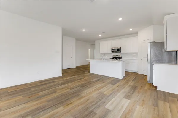 $2,499 | 9027 Rose Water Trail, Iowa Colony, TX 77583