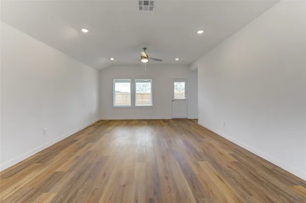 $2,499 | 9027 Rose Water Trail, Iowa Colony, TX 77583