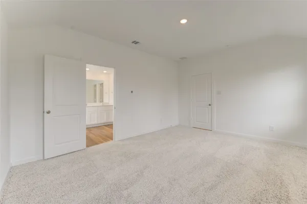 $2,499 | 9027 Rose Water Trail, Iowa Colony, TX 77583