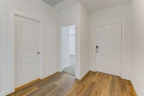 $2,499 | 9027 Rose Water Trail, Iowa Colony, TX 77583