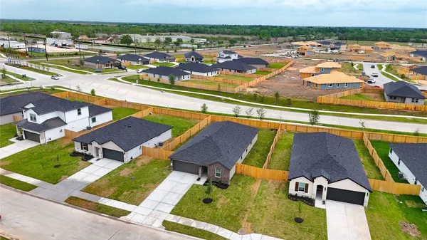 $2,499 | 9027 Rose Water Trail, Iowa Colony, TX 77583