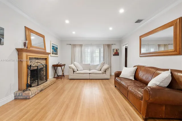 $2,000,000 | 390 Northeast 103rd Street, Miami Shores, FL 33138