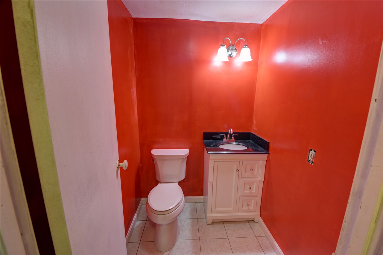 332 Hoyt Road Gilford, NH 03249 - Photo 16 of 32 Gallery Image 16