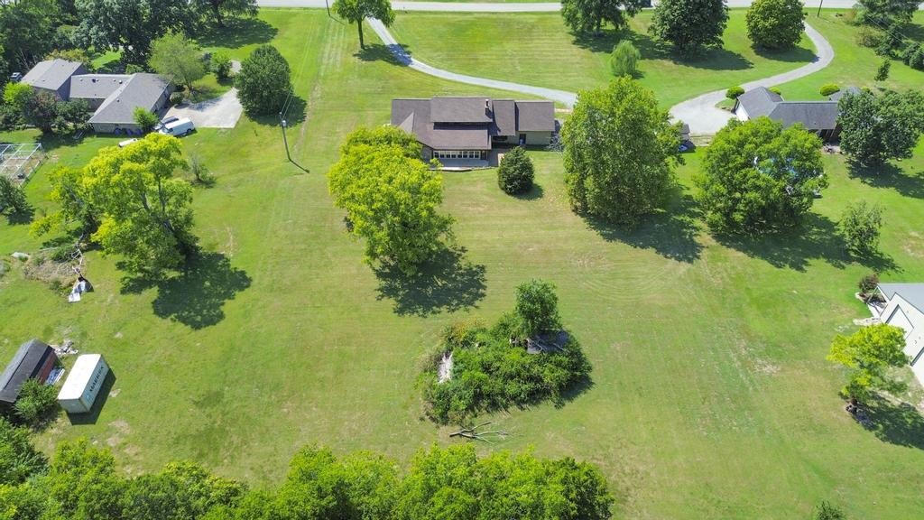 1029 Robertson Road Gallatin, TN 37066 - Photo 58 of 62 an aerial view of a house with a yard