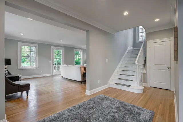 $5,995 | 2056 Summit Avenue, St. Paul, MN 55105