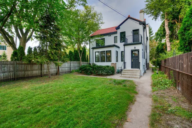 $5,995 | 2056 Summit Avenue, St. Paul, MN 55105