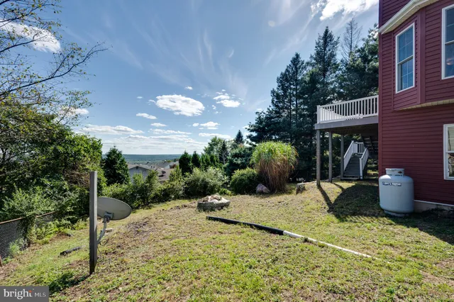 $269,900 | 220 California Avenue, Shenandoah, PA 17976