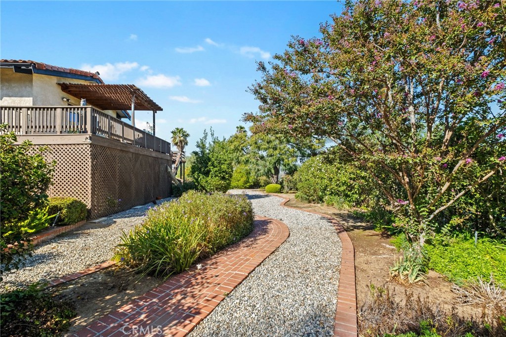 14560 Viewcrest Drive Riverside, CA 92503 - Photo 73 of 75 Gallery Image 73