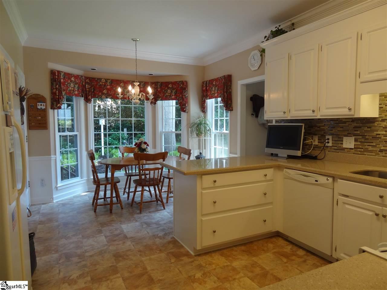 222 Deer Spring Lane Simpsonville, SC 29680 - Photo 18 of 34 Gallery Image 18
