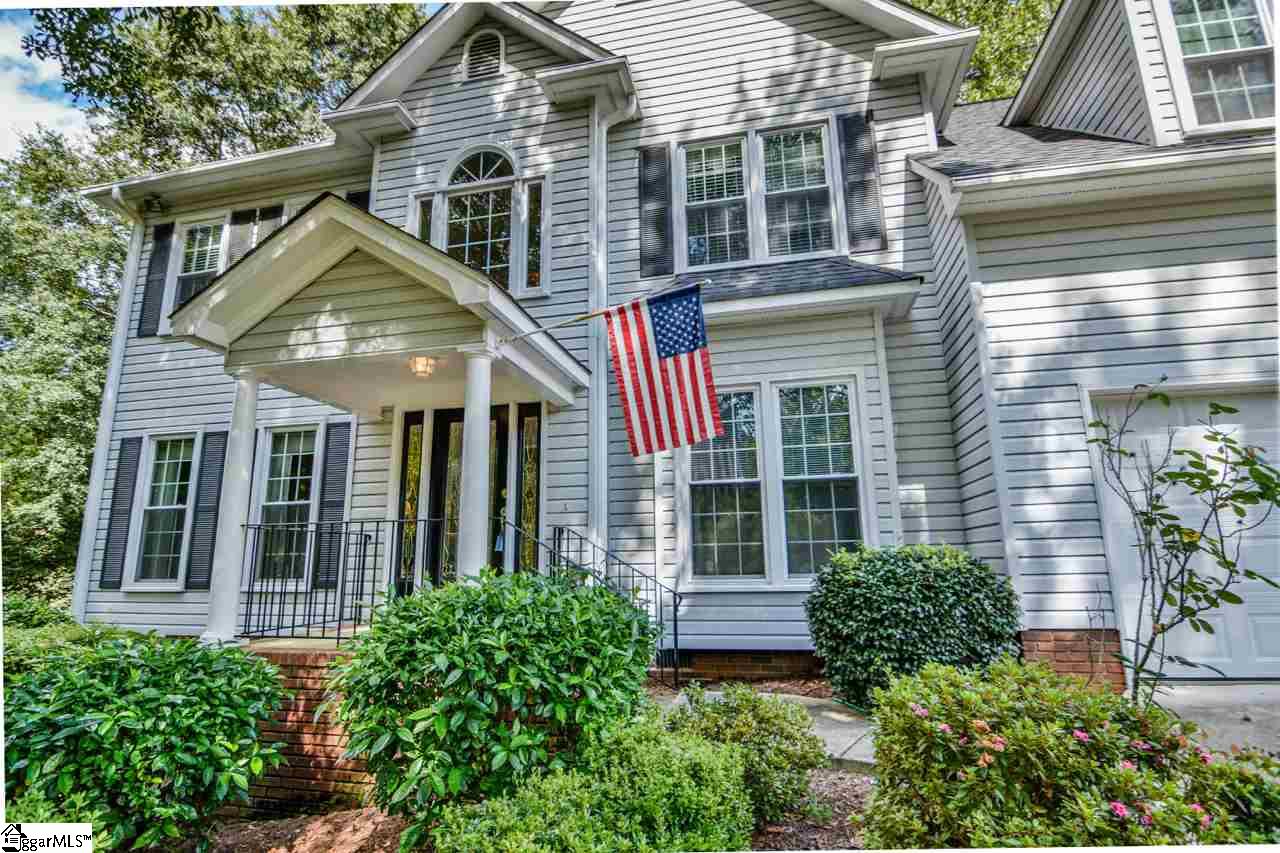 222 Deer Spring Lane Simpsonville, SC 29680 - Photo 4 of 34 Gallery Image 4