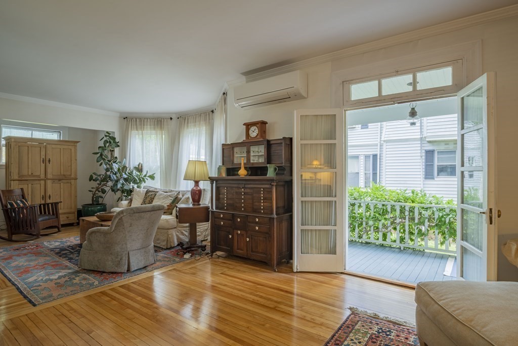 25 Farragut Road Swampscott, MA 01907 - Photo 8 of 42 Gallery Image 8