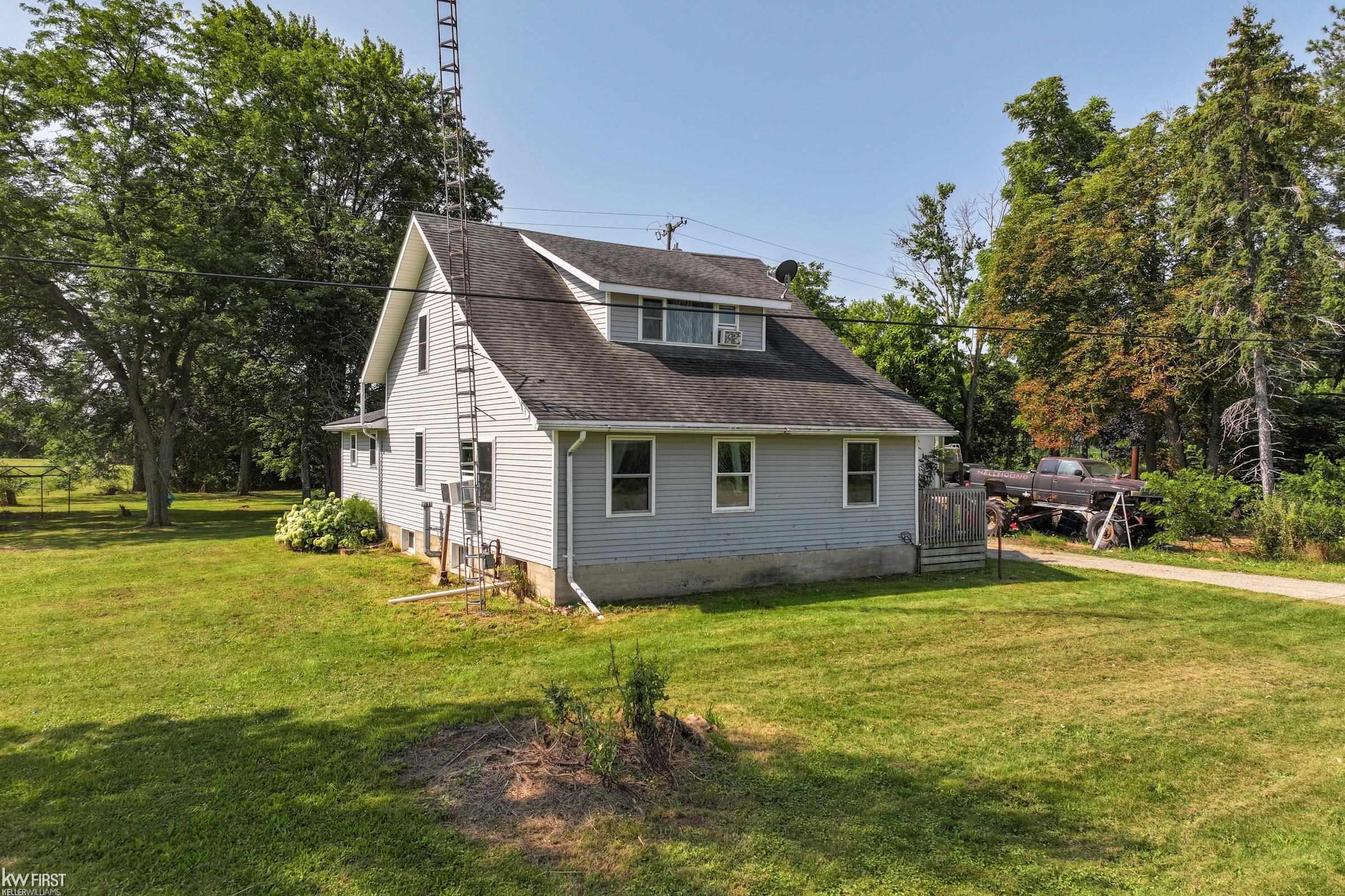 2472 Sanilac Road Carsonville, MI 48419 - Photo 33 of 48 50151203-5fbd0d76-a182-4cb4-abd7-ca52780c61ea.JPG