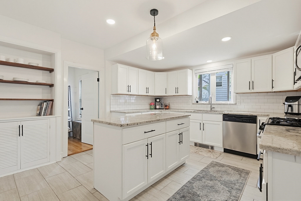 97 Middle Road Acushnet, MA 02743 - Photo 5 of 39
