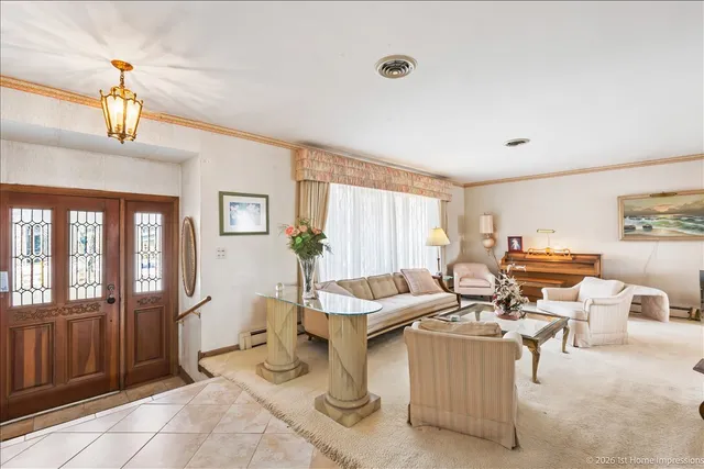 $399,000 | 10441 Long Avenue, Oak Lawn, IL 60453