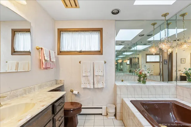 $399,000 | 10441 Long Avenue, Oak Lawn, IL 60453