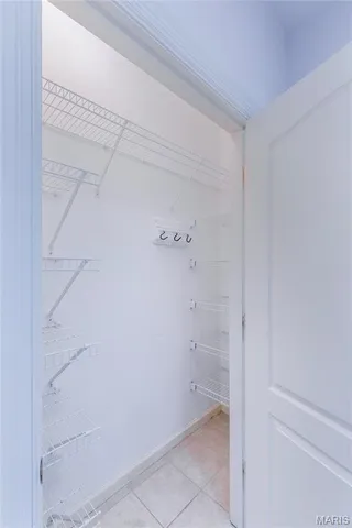 $234,900 | 750 South Hanley Road, Unit 120, St. Louis, MO 63105