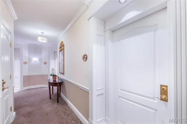 $234,900 | 750 South Hanley Road, Unit 120, St. Louis, MO 63105