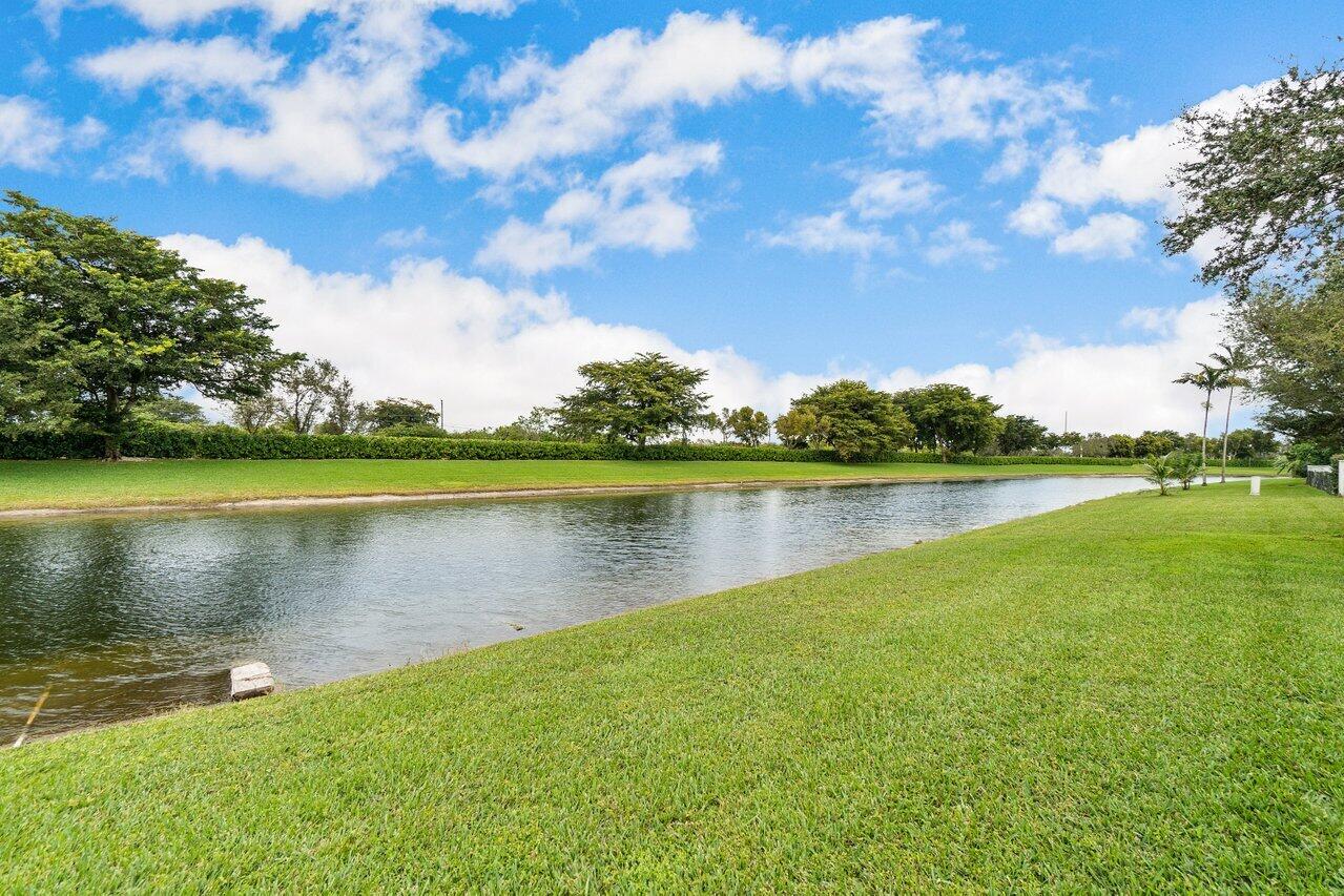 12349 Cascades Pointe Drive Boca Raton, FL 33428 - Photo 30 of 36 028-12349CascadesPointeDrive-BocaRaton-F