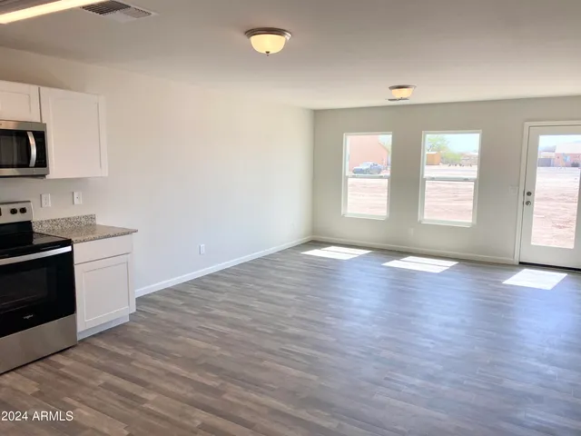 $1,475 | 16001 South Bentley Drive, Arizona City, AZ 85123