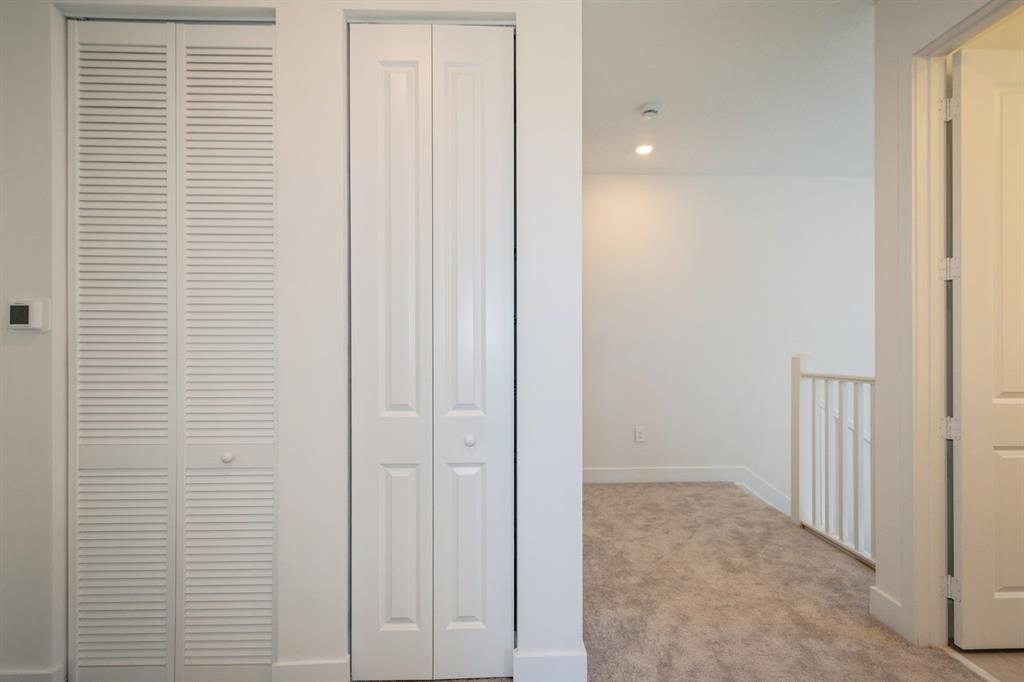 4385 Southwest 123rd Avenue Davie, FL 33330 - Photo 16 of 46 a view of a livingroom with an entryway