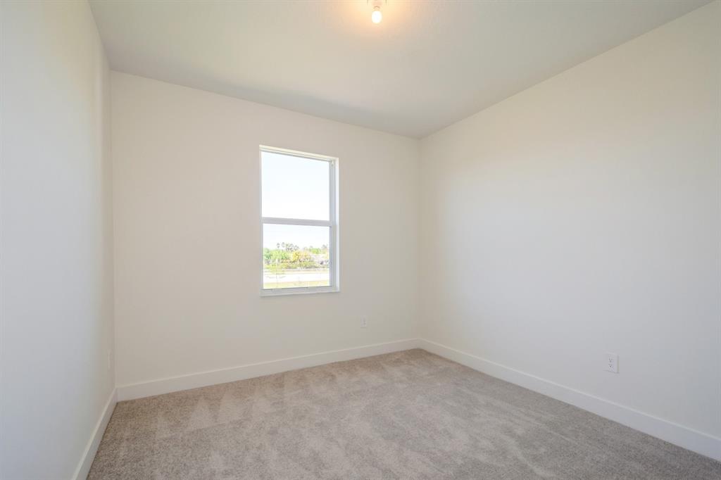 4385 Southwest 123rd Avenue Davie, FL 33330 - Photo 43 of 46 an empty room with a window