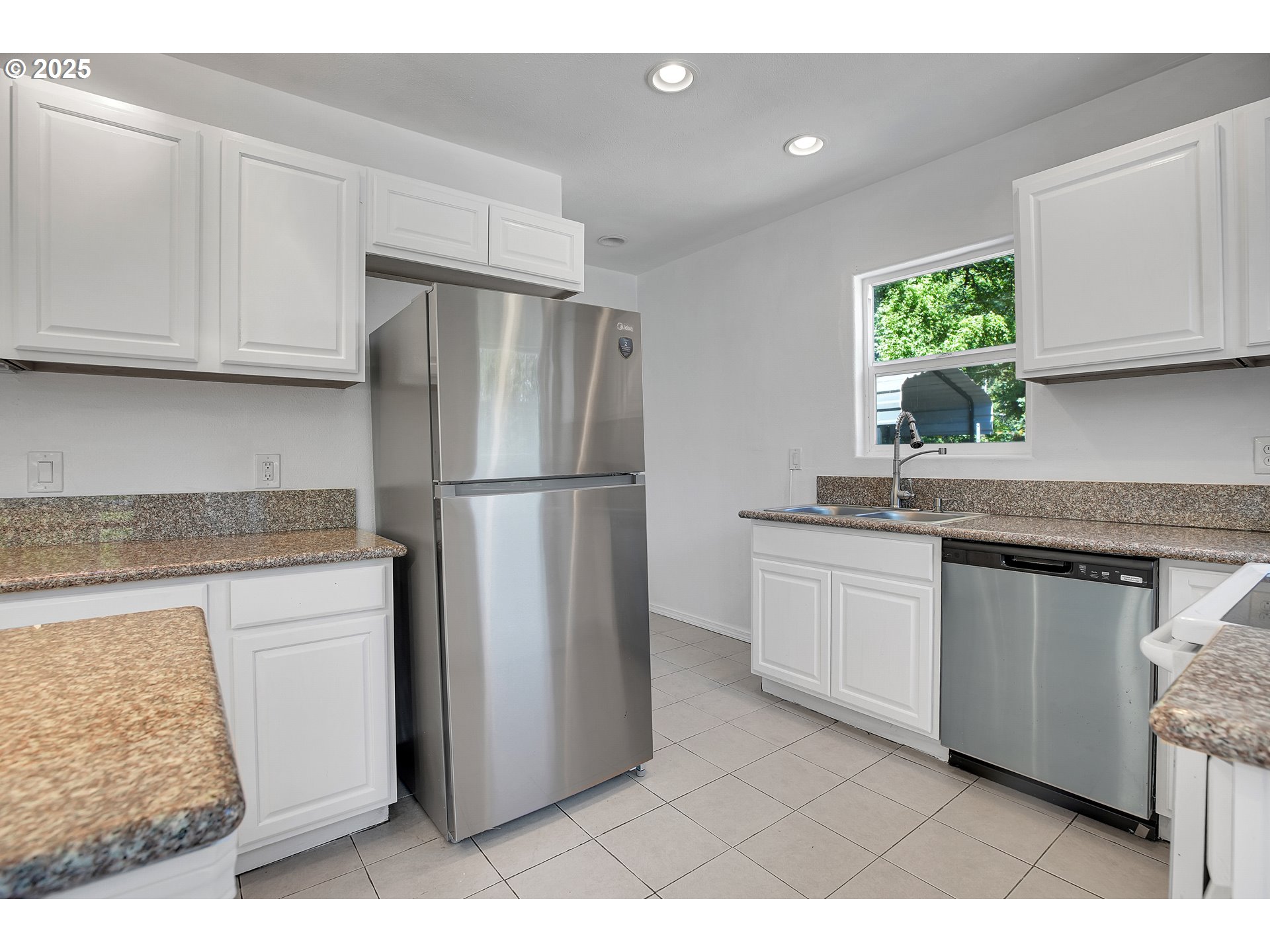 6511 Northwest St Helens Road Portland, OR 97210 - Photo 11 of 44