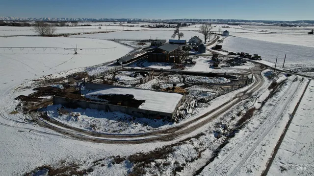 $3,500,000 | 8020 Upper Avenue, Emmett, ID 83617