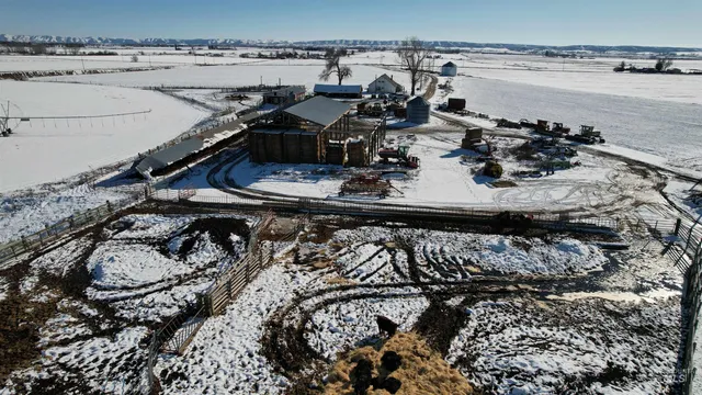 $3,500,000 | 8020 Upper Avenue, Emmett, ID 83617