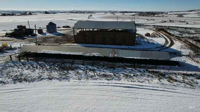 $3,500,000 | 8020 Upper Avenue, Emmett, ID 83617