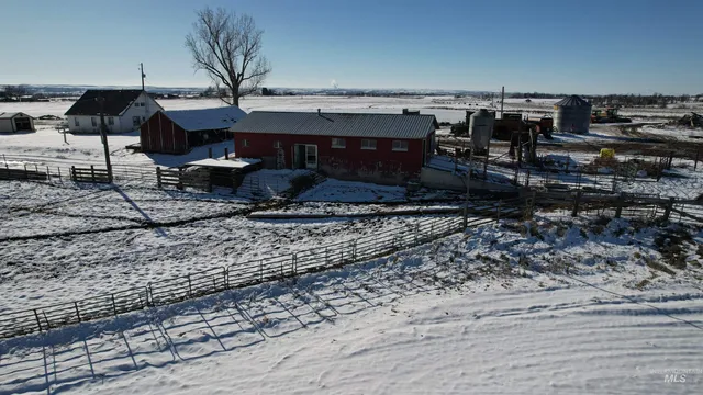 $3,500,000 | 8020 Upper Avenue, Emmett, ID 83617