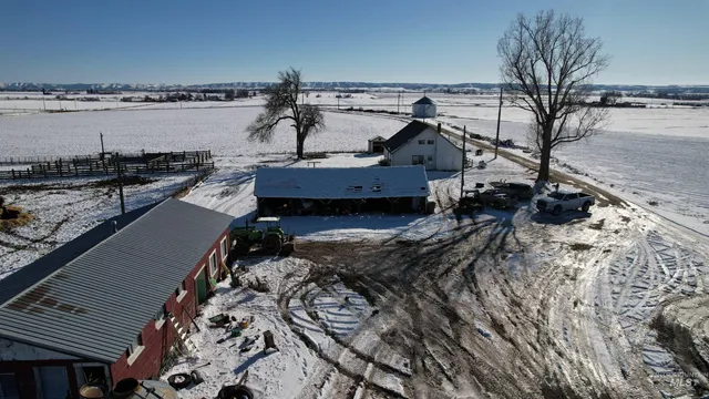 $3,500,000 | 8020 Upper Avenue, Emmett, ID 83617