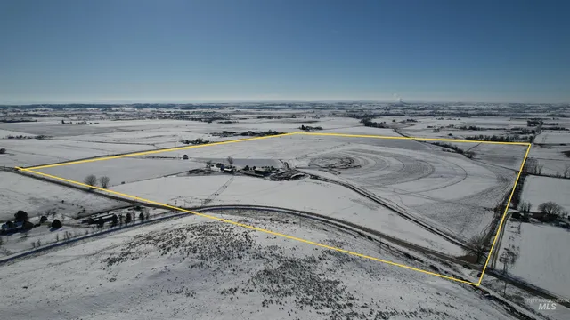 $3,500,000 | 8020 Upper Avenue, Emmett, ID 83617