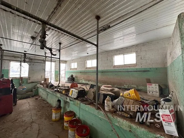 $3,500,000 | 8020 Upper Avenue, Emmett, ID 83617