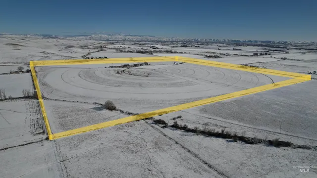 $3,500,000 | 8020 Upper Avenue, Emmett, ID 83617