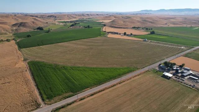 $3,500,000 | 8020 Upper Avenue, Emmett, ID 83617