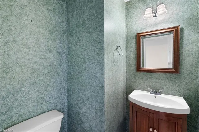 $2,750 | 3103 Bannock Lane, Greensboro, NC 27410