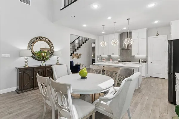 $4,750 | 12701 Mercer Parkway, Farmers Branch, TX 75234