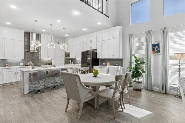 $4,750 | 12701 Mercer Parkway, Farmers Branch, TX 75234