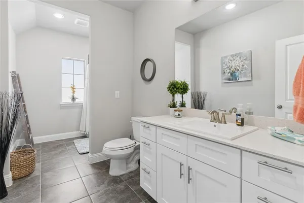 $4,750 | 12701 Mercer Parkway, Farmers Branch, TX 75234
