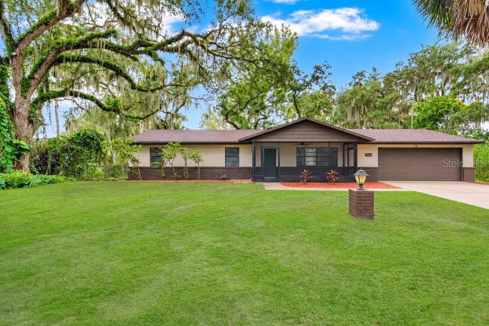 10410 Cypress Road Leesburg, FL 34788 - Photo 1 of 31 Gallery Image 1
