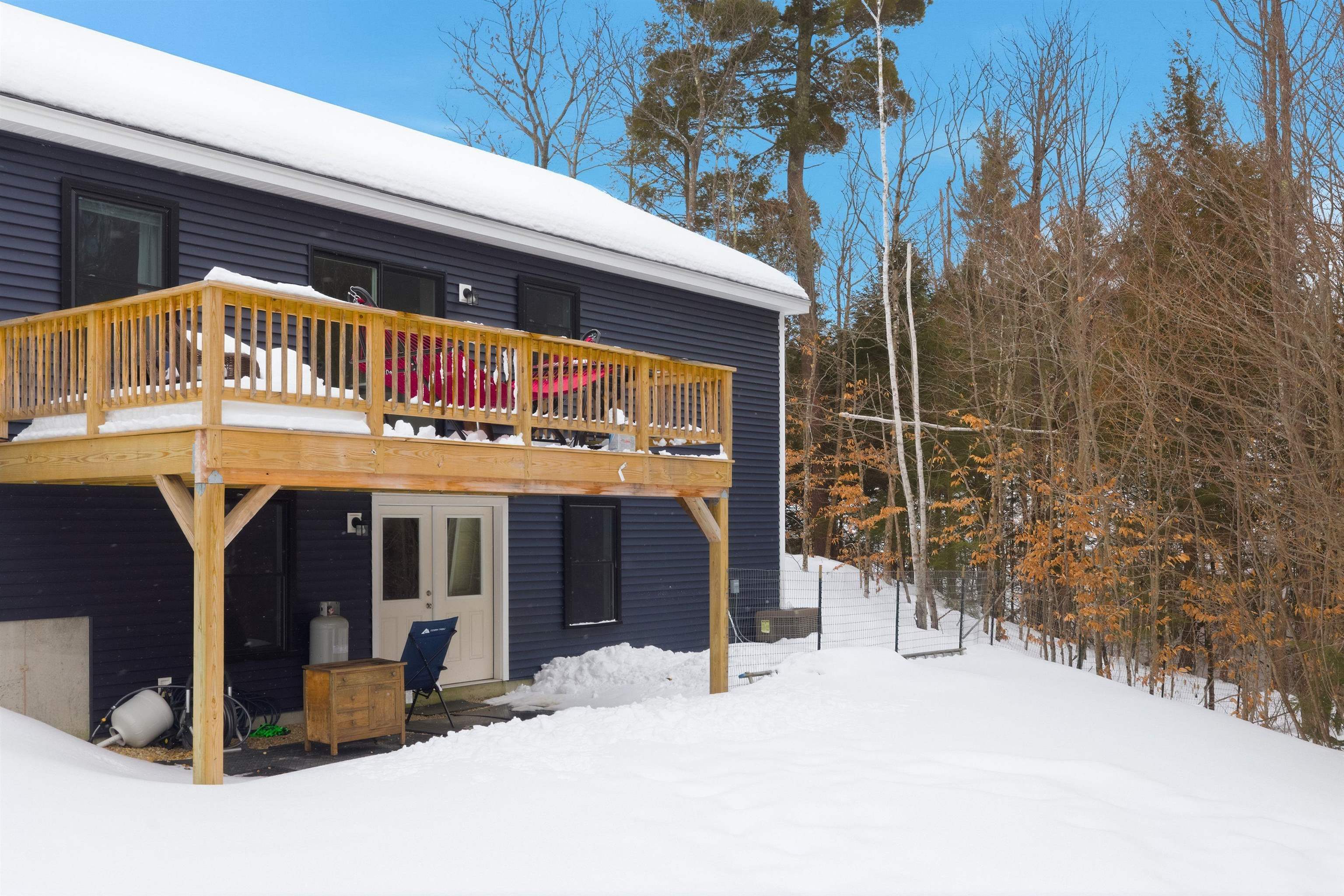 33 West Mdw Road Pittsfield, NH 03263 - Photo 4 of 43 Gallery Image 4